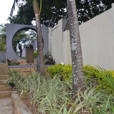 Mahogany Villa Guesthouse - Solar باليتو المظهر الخارجي الصورة